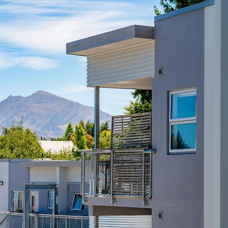 Bright Cozy Apartment - Wanaka Cbd - Free Parking