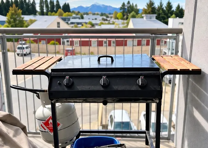 公寓 2br | Walk To Town | Free Parking *